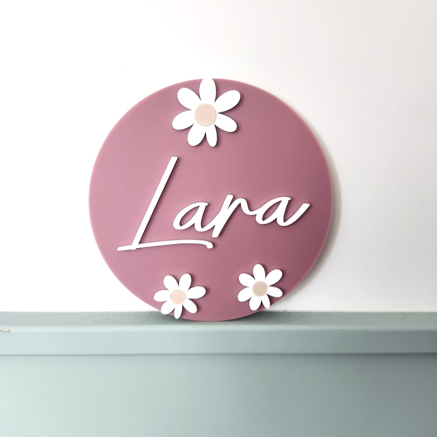 Daisy Name Sign